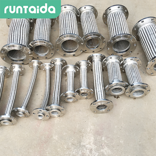 潤(rùn)泰達(dá)-高壓不銹鋼金屬軟管燃?xì)鈱S媒饘佘浌? /></a><figcaption><h4><a href=